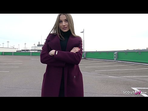 ❤️ DUITSE VERKENNER IS 'N DROOM RAAK STAAL, PARKEERTERREIN TELLTALE EN SEXY VIR GELD ❤❌ Russiese pornografie by ons ❤