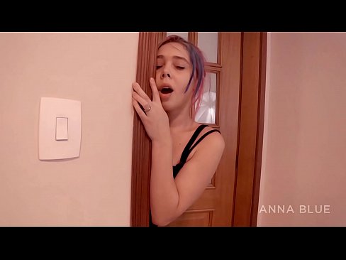 ❤️ Ek het teruggekom by my broer. Ek het seks met sy meisie gehad. lesbiese terugbetaling. ❤❌ Russiese pornografie by ons ❤